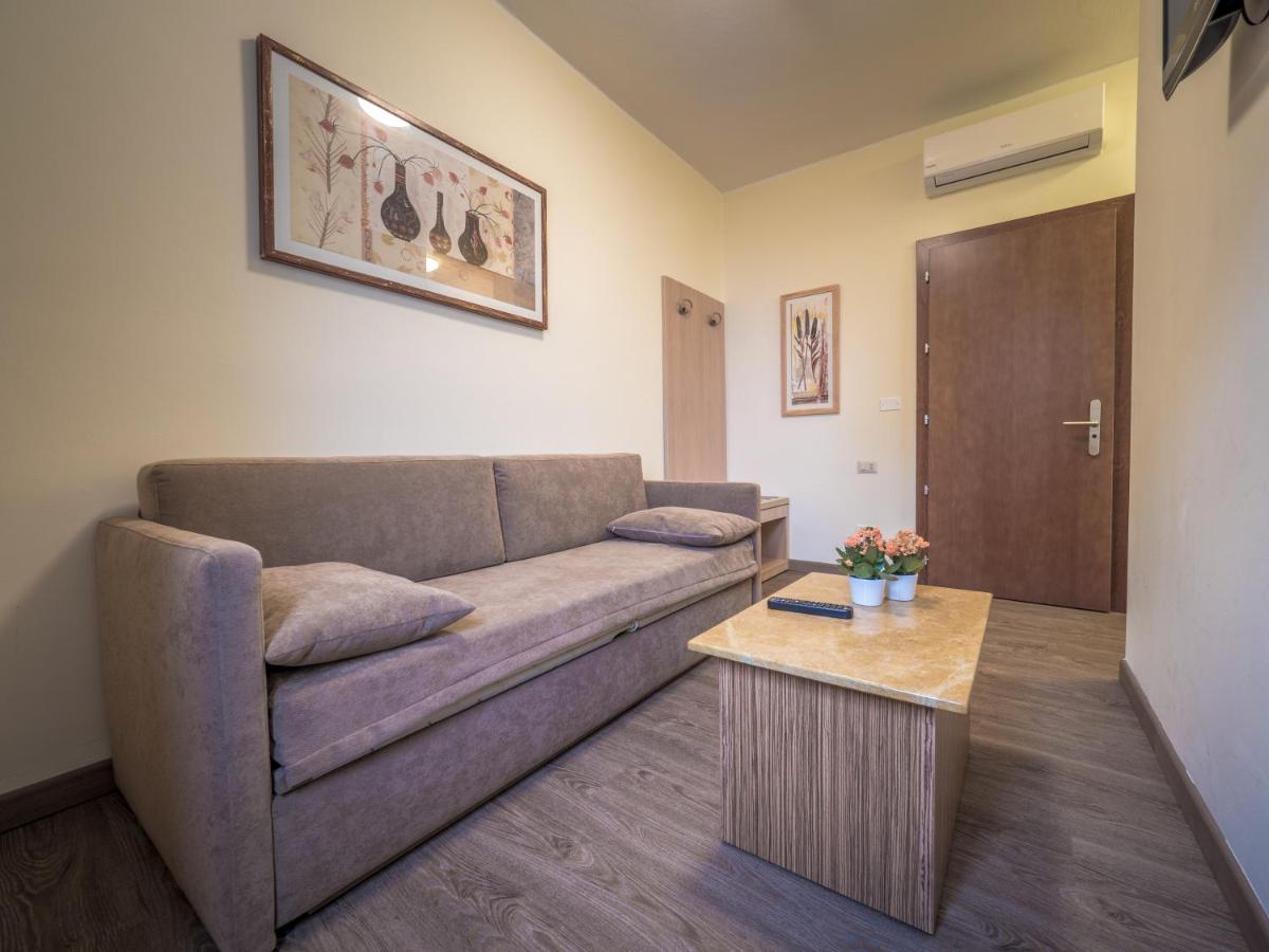 Hotel Capo Reamol Limone sul Garda Esterno foto