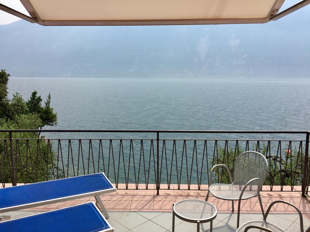 Hotel Capo Reamol Limone sul Garda Esterno foto